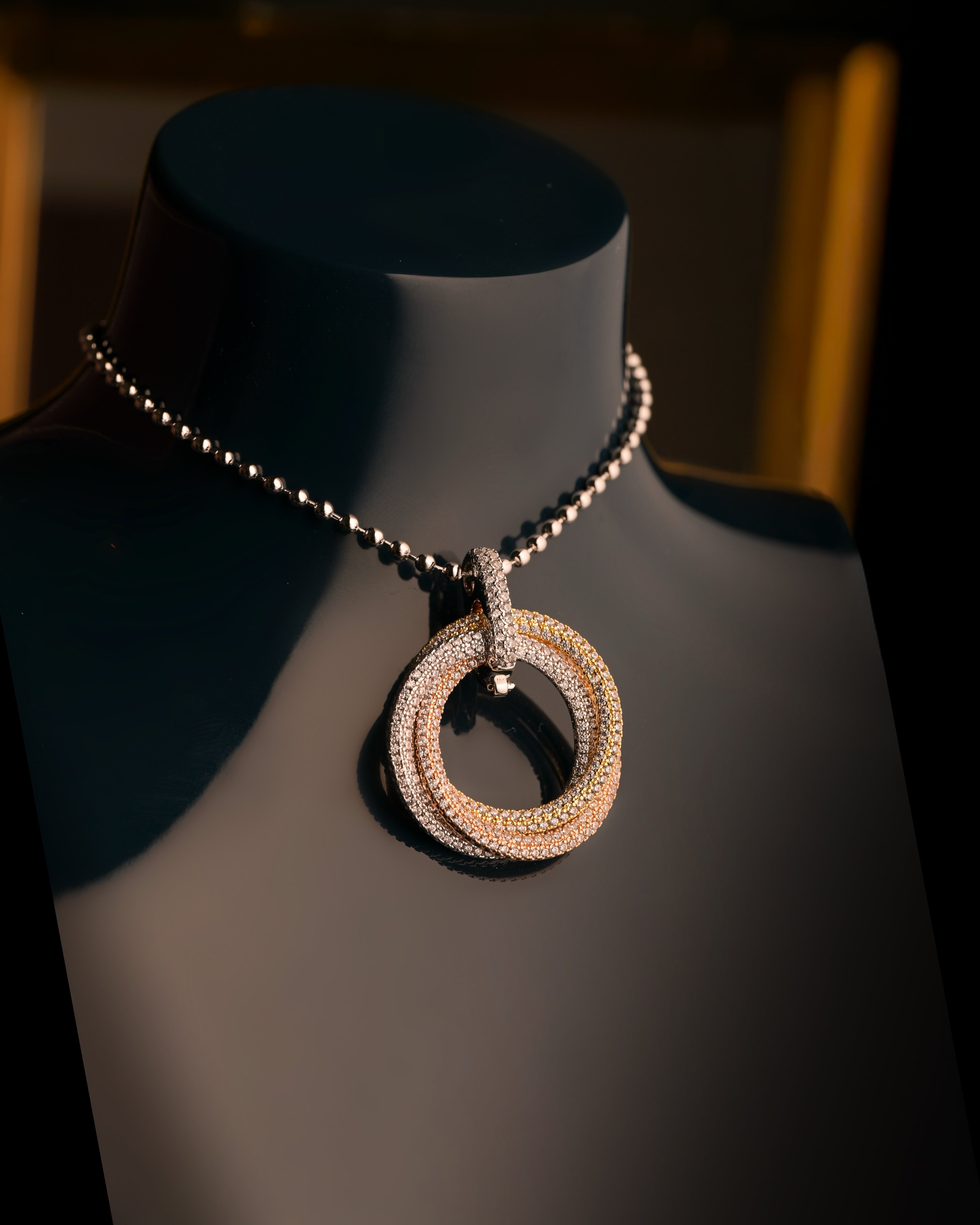 necklace circle