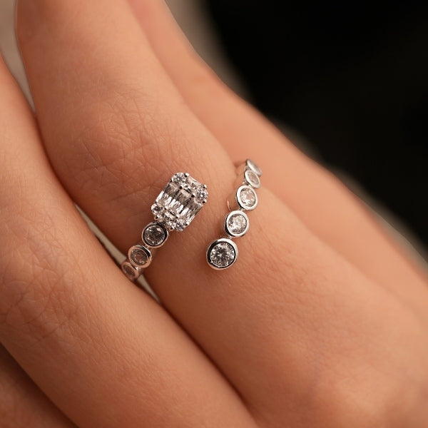 سوار و خاتم تروجوي