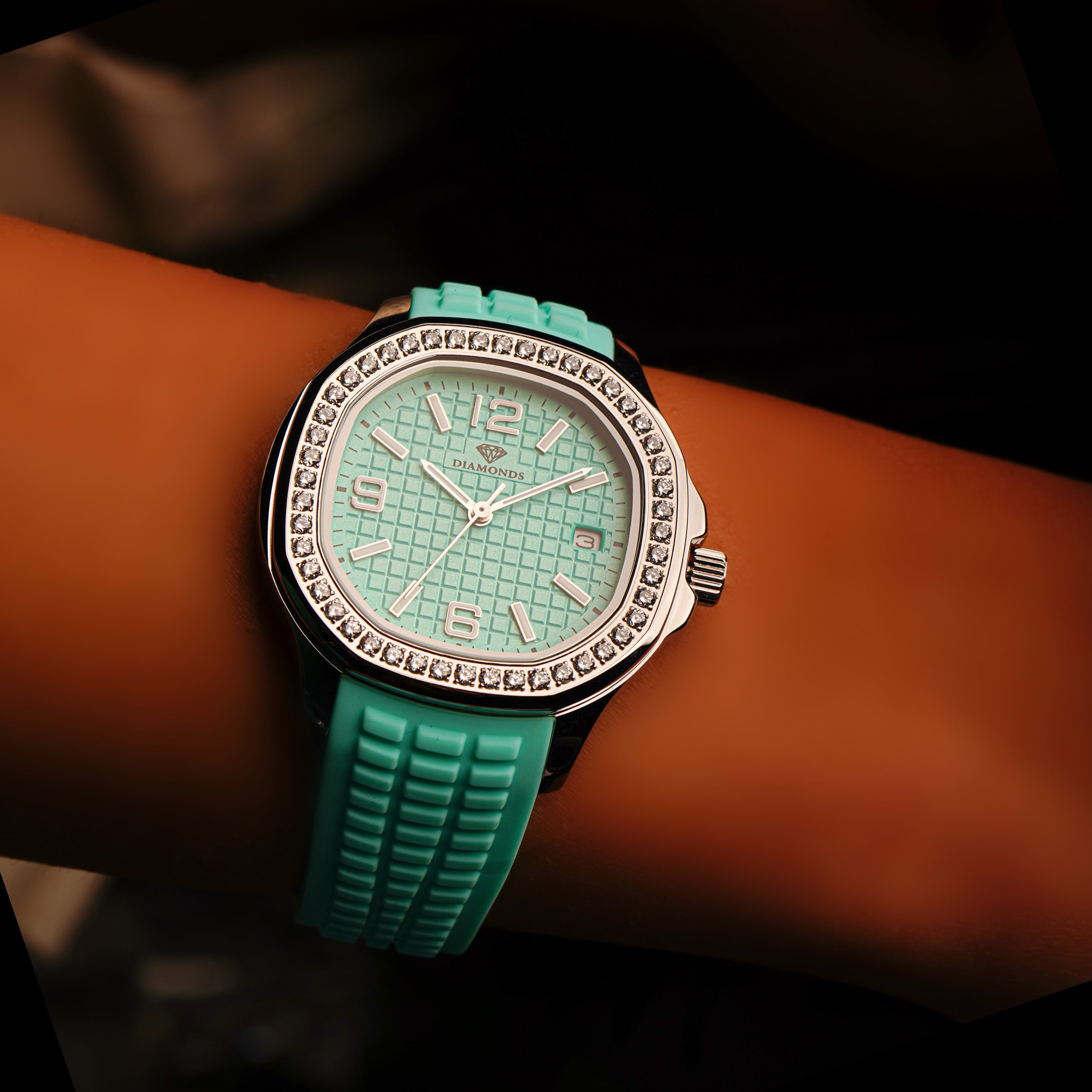 Women's Aqua Dial