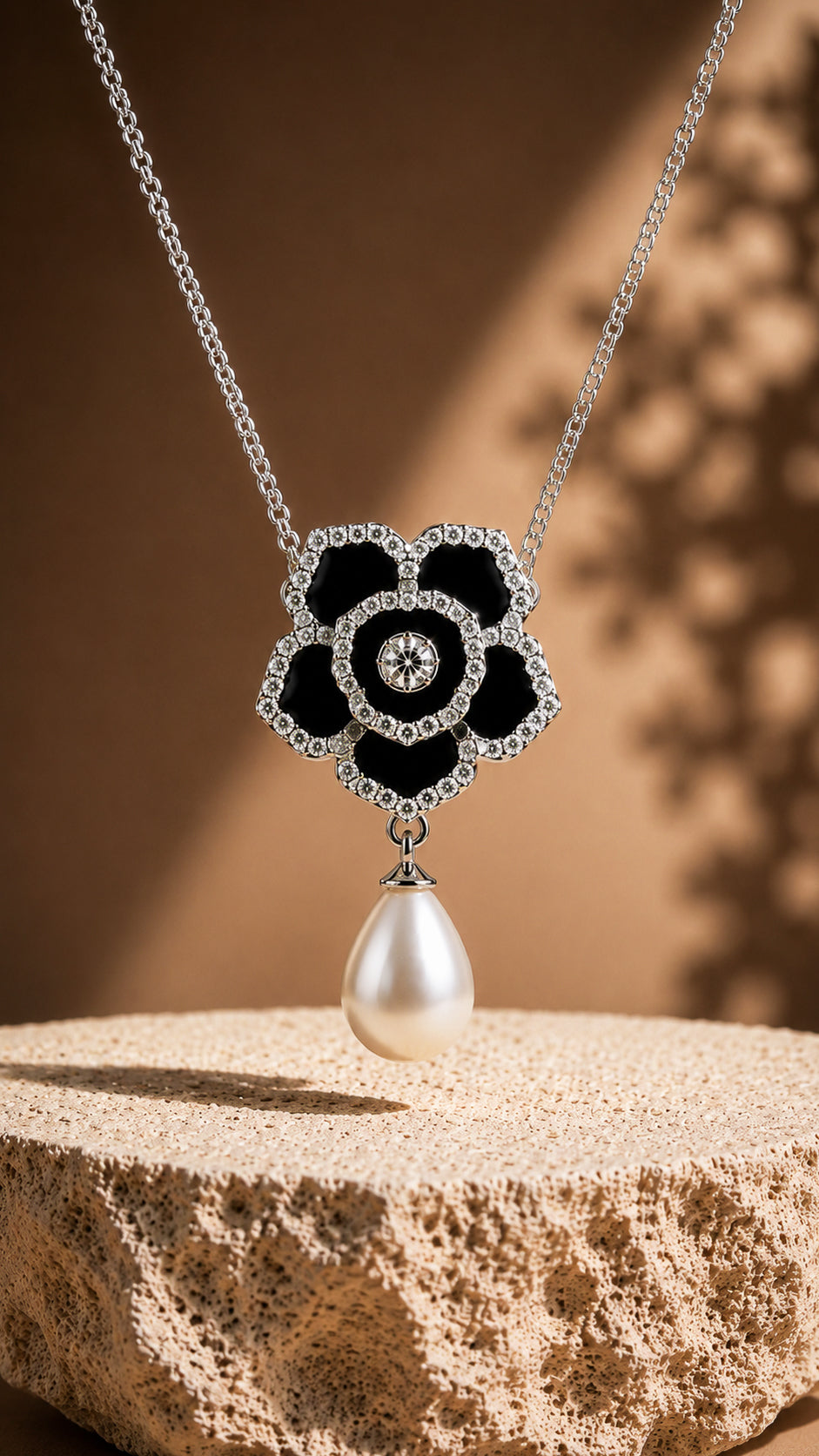 Rose lulu necklace