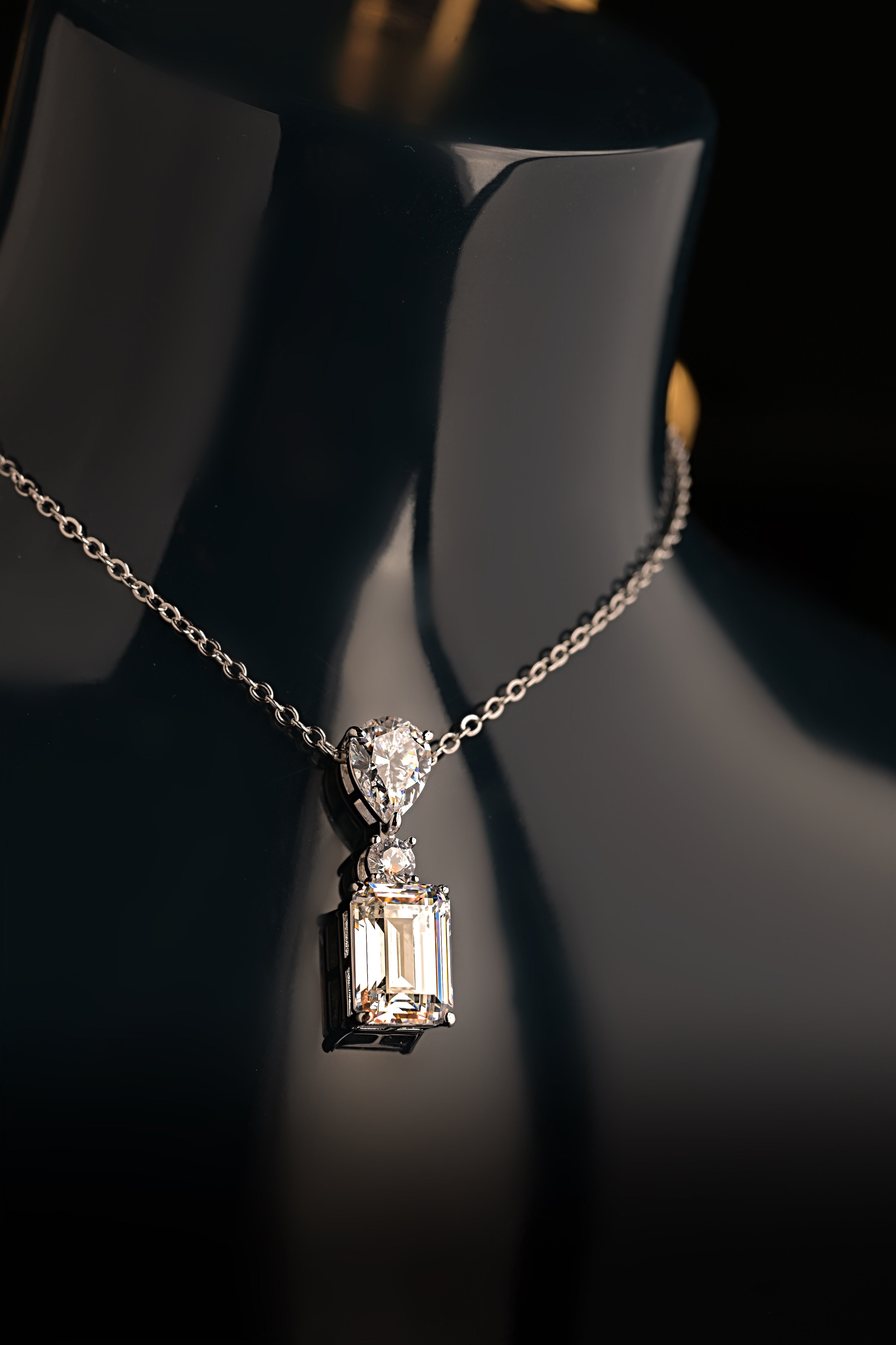 Luminous necklace