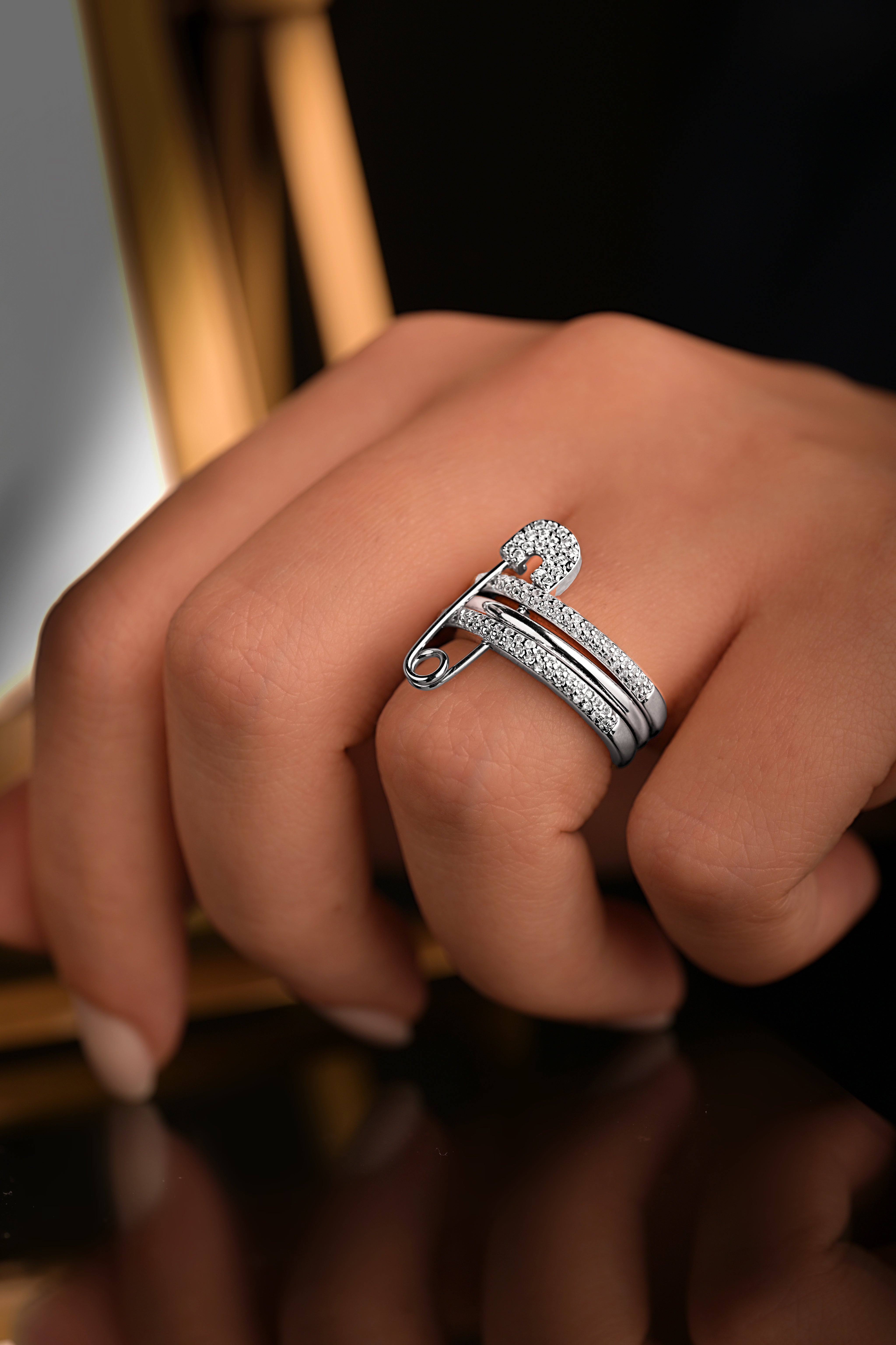 Clipper Ring white