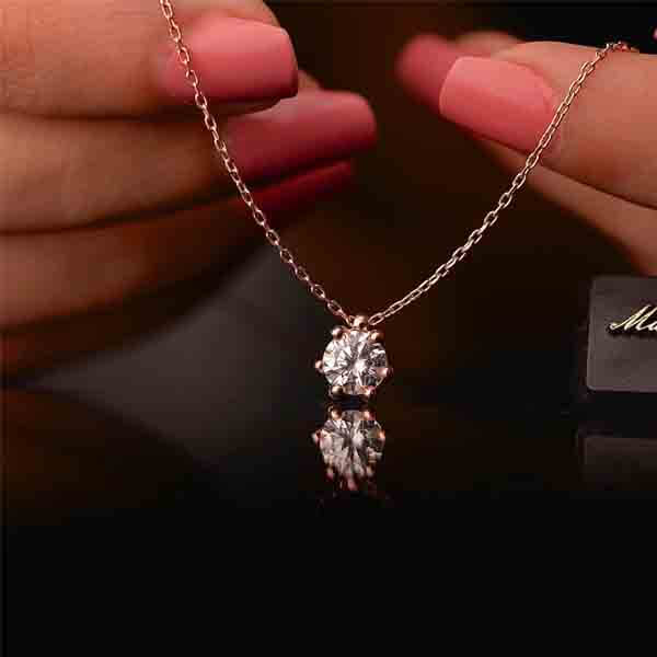 Classic Round Necklace