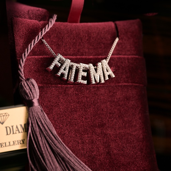 قلاد الأسماء